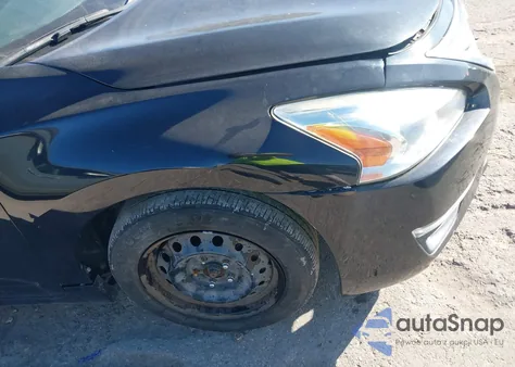 2015 Nissan Altima 2.5 S из США, поврежденный, VIN 1N4AL3AP1FC567145